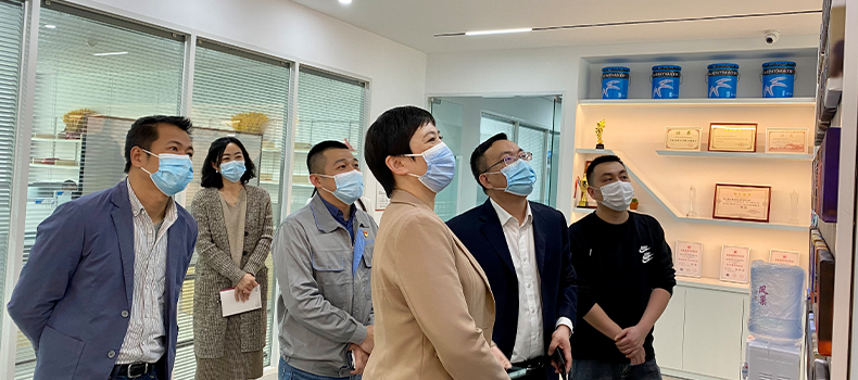 火炬高新區(qū)領導到訪捌斗新材科技 | 助力企業(yè)疫情防控、安全生產