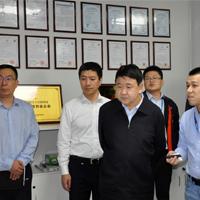 福建省人大常委會(huì)黨組副書記、副主任梁建勇一行調(diào)研捌斗新材